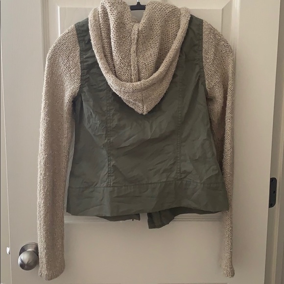 Bomber jacket - Picture 2 of 2